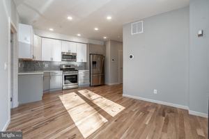 featured image of 2045 N College Ave #A