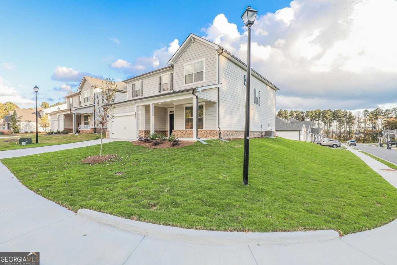 200 Caledonia Ct - Photo 4 of 50