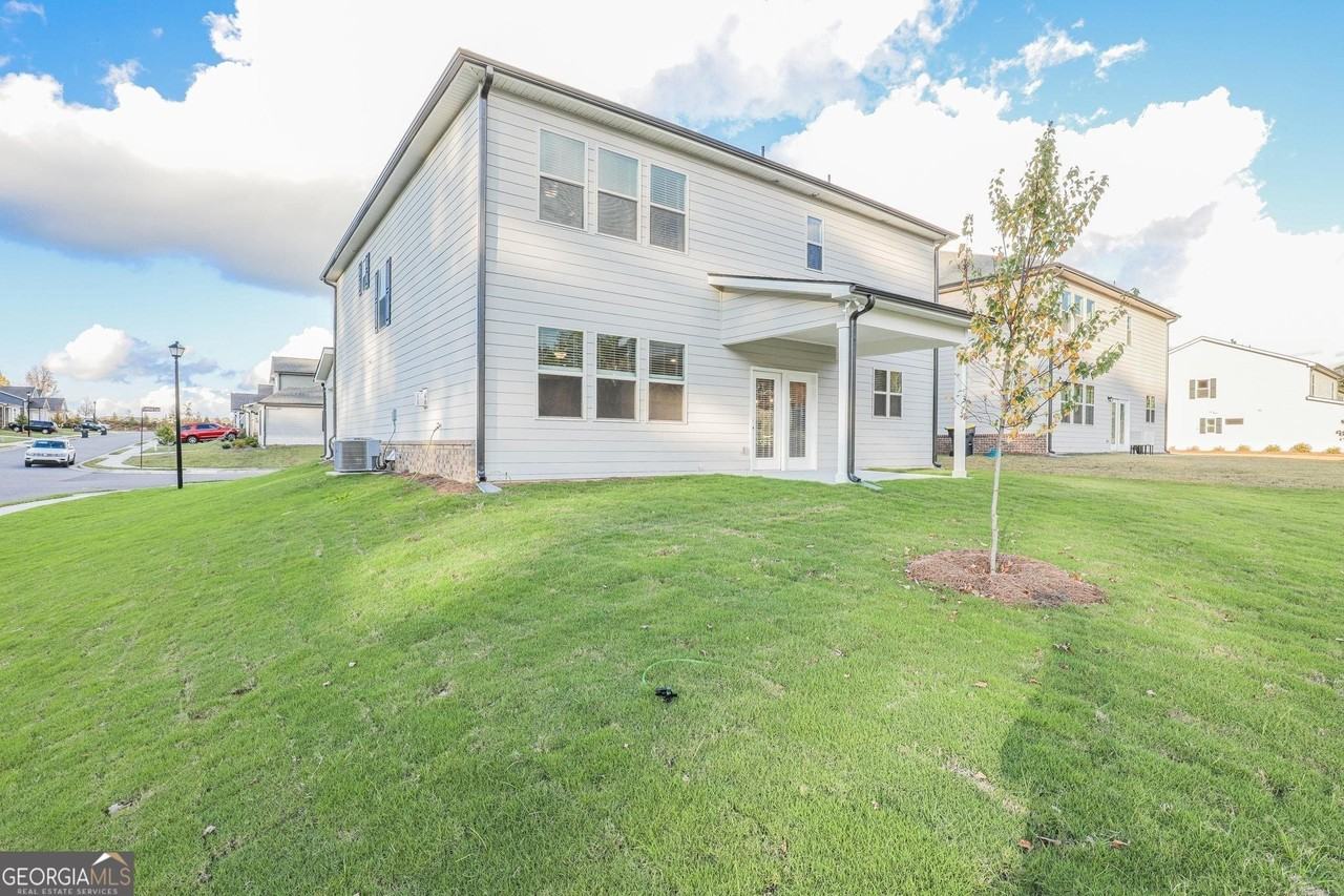 200 Caledonia Ct - Photo 6 of 50