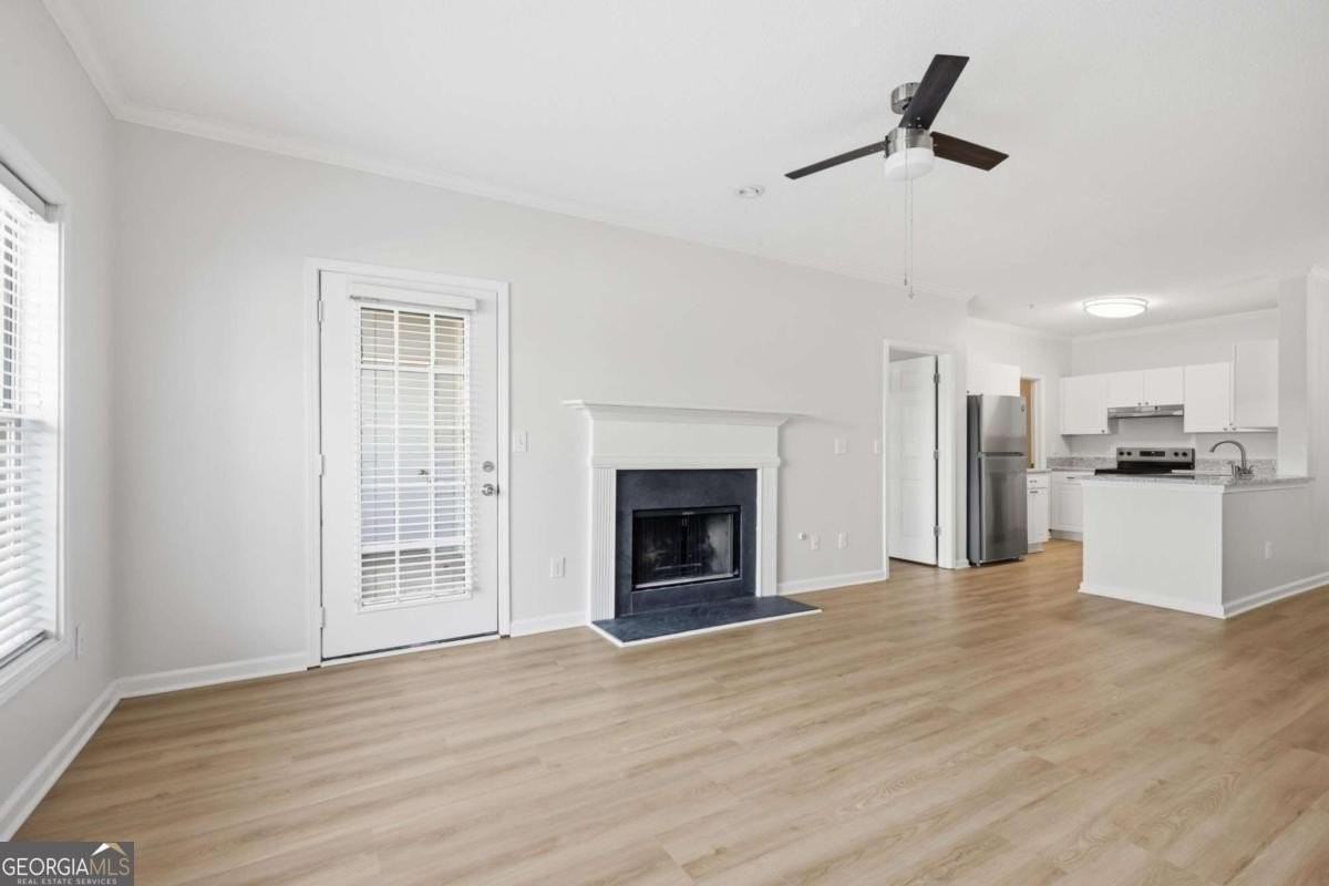 701 Vinings Forest Ln Se - Photo 5 of 33