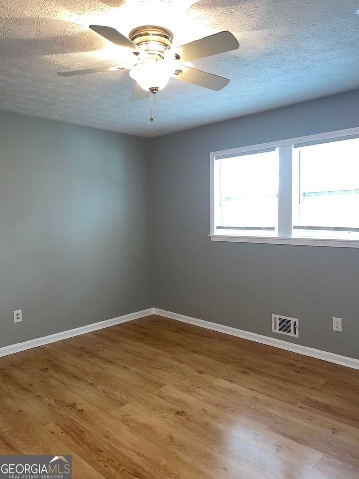 5777 Northfield Dr - Photo 7 of 13