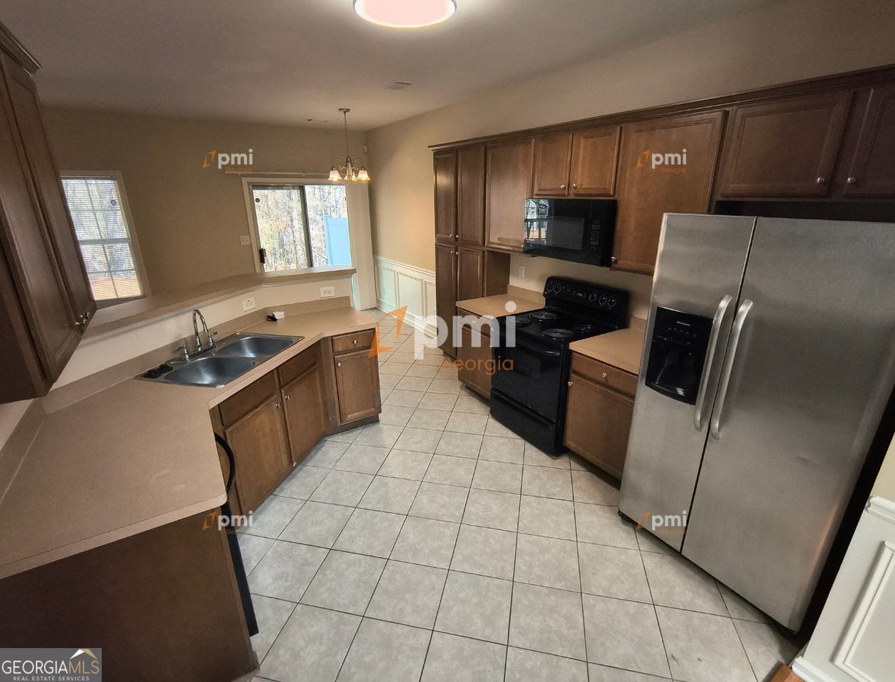 306 Creek Manor Way - Photo 3 of 15