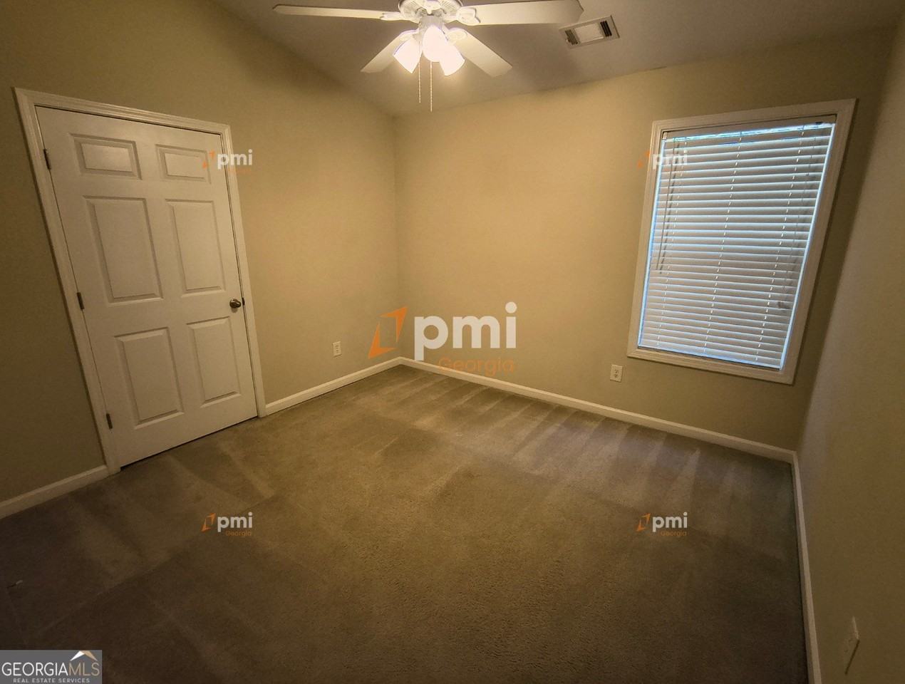 306 Creek Manor Way - Photo 7 of 15