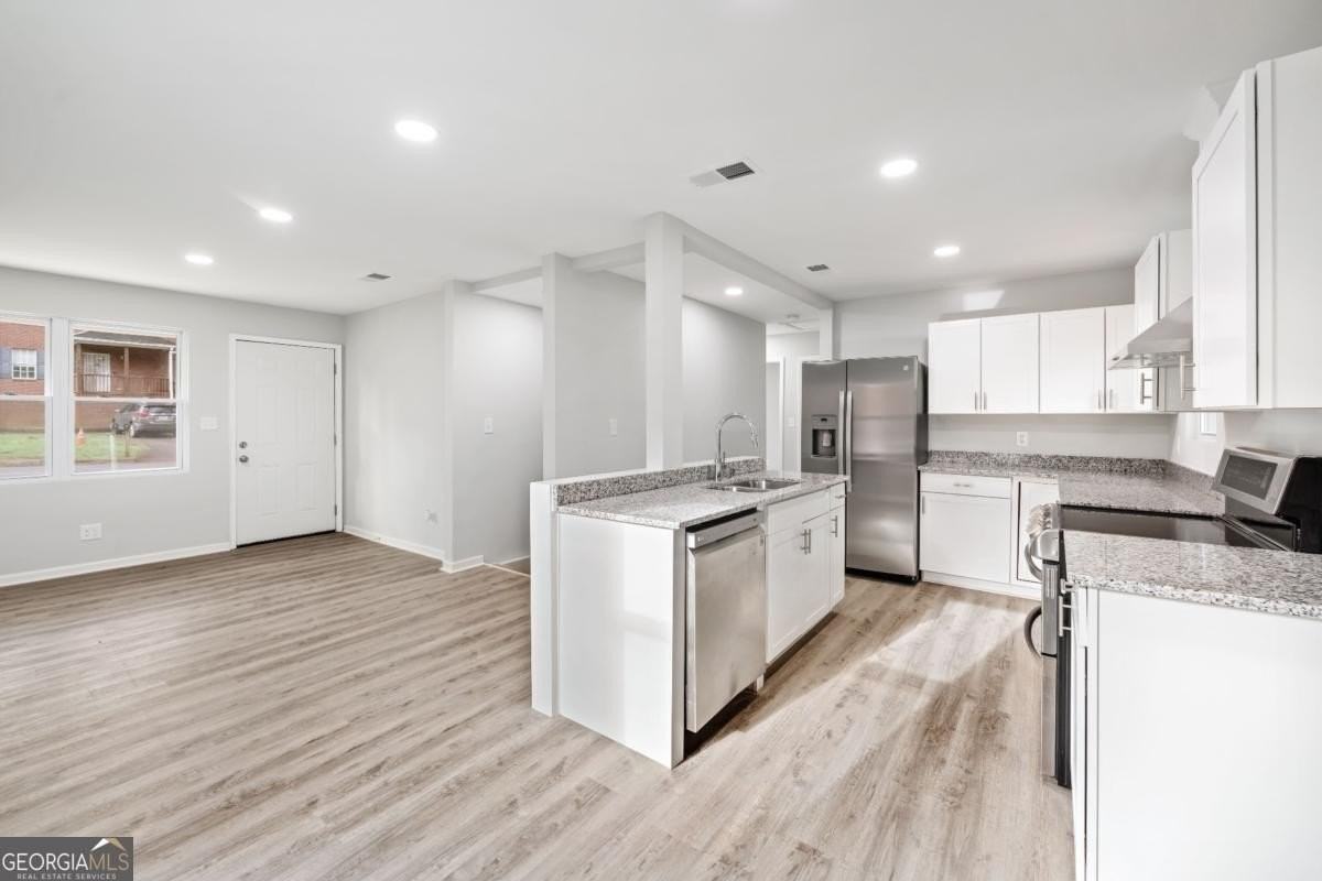 1357 Plaza Ave Sw - Photo 7 of 29