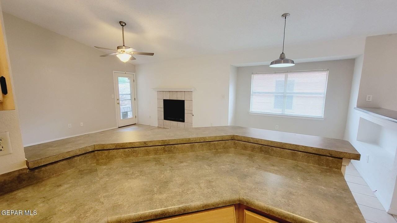 604 Wind River Ave - Photo 2 of 23