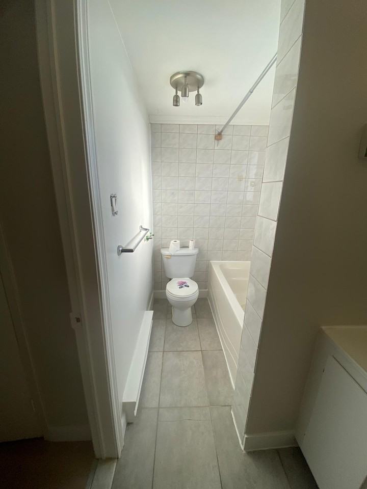 1780 Rue Montgomery #3 - Photo 3 of 12