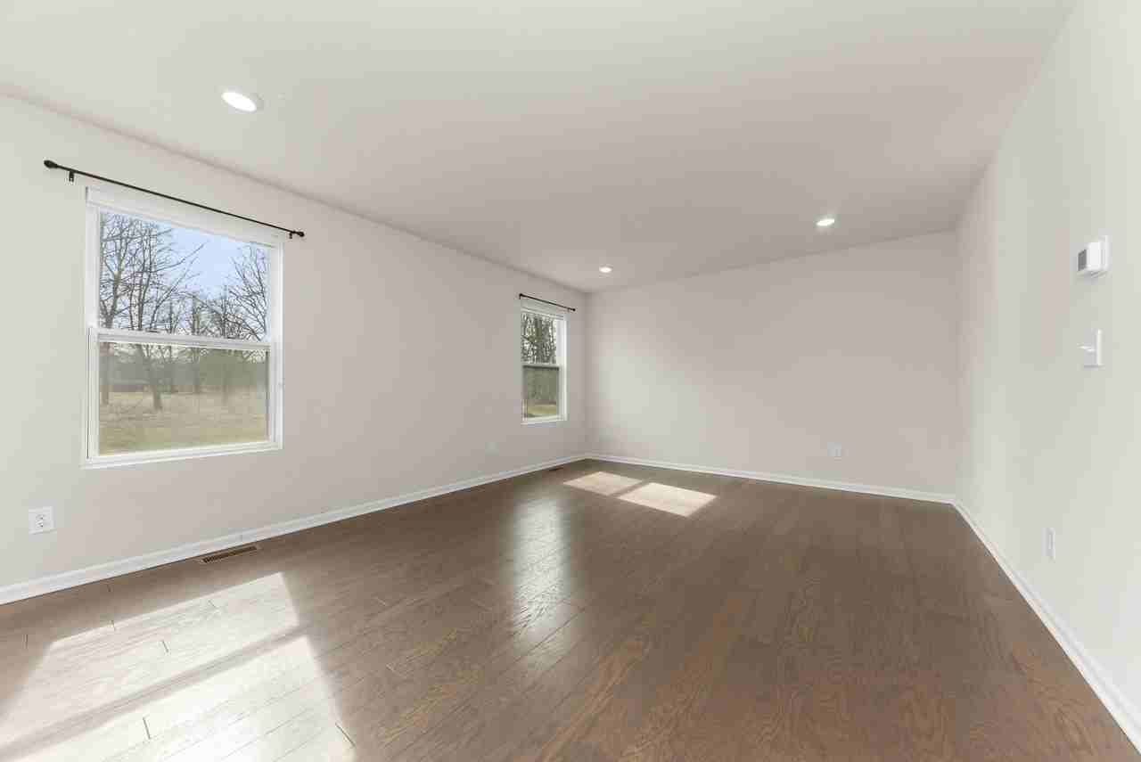 616 Countryside Dr - Photo 2 of 20