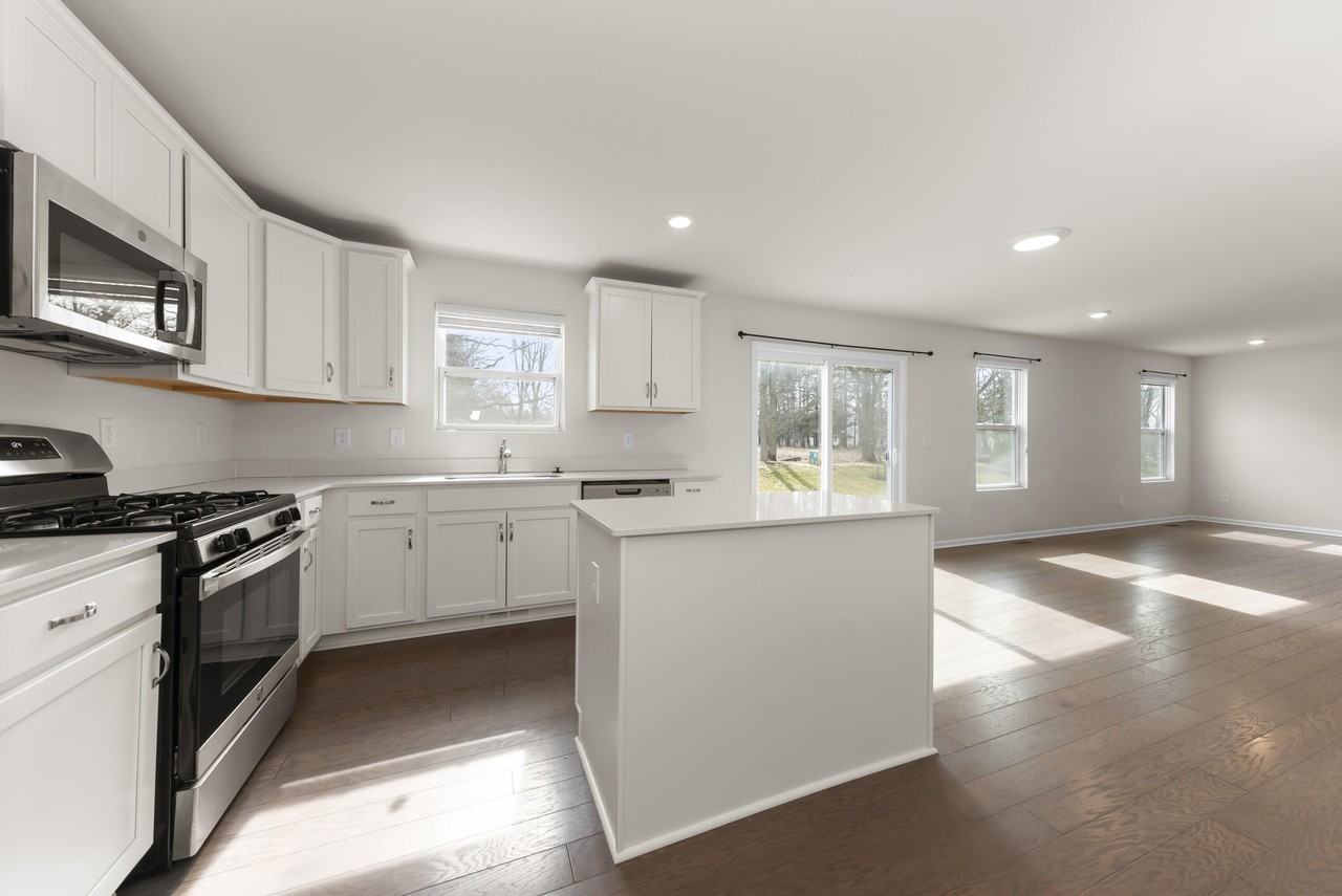 616 Countryside Dr - Photo 3 of 20