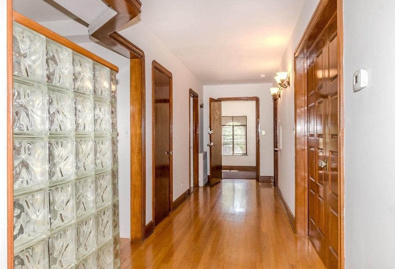 1913 Geddes Ave - Photo 7 of 21