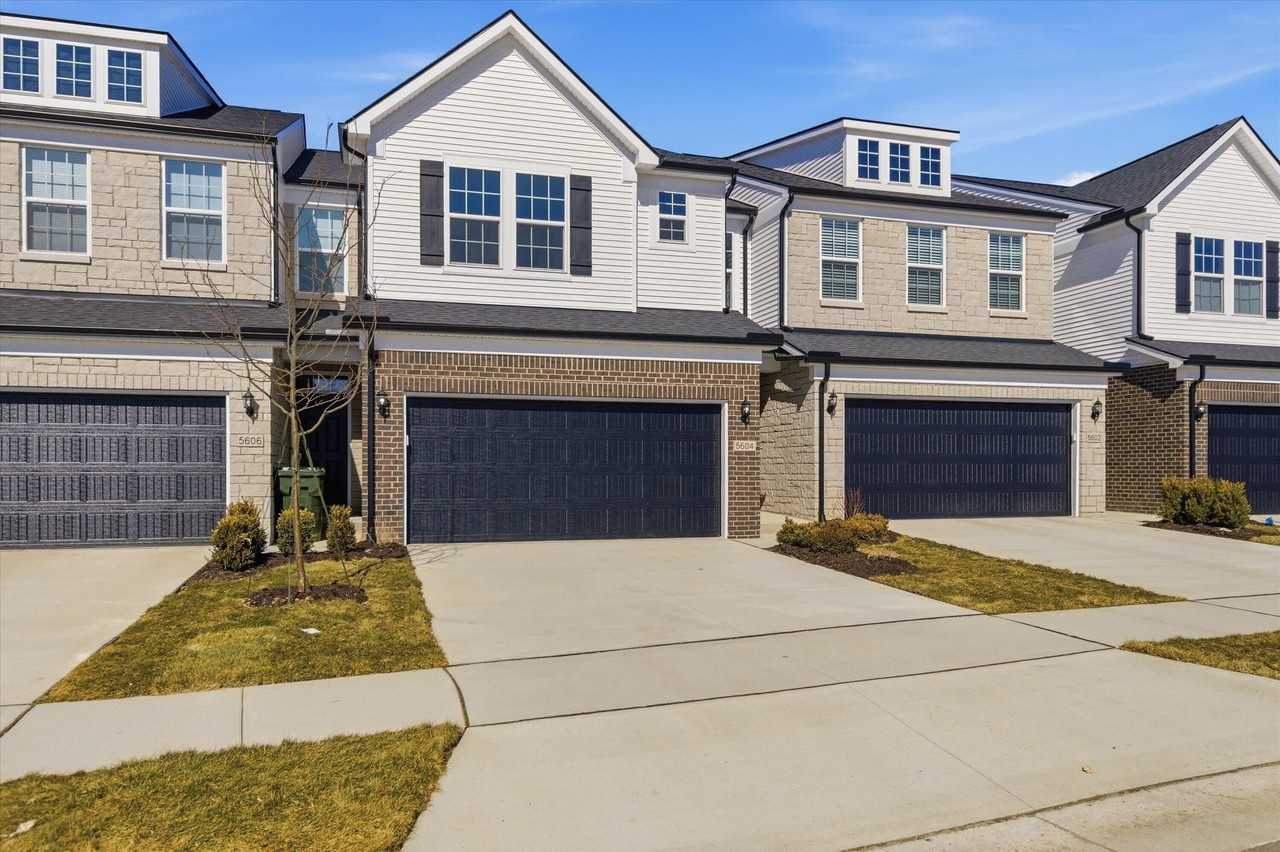 5604 Corgi Dr - Photo 2 of 31