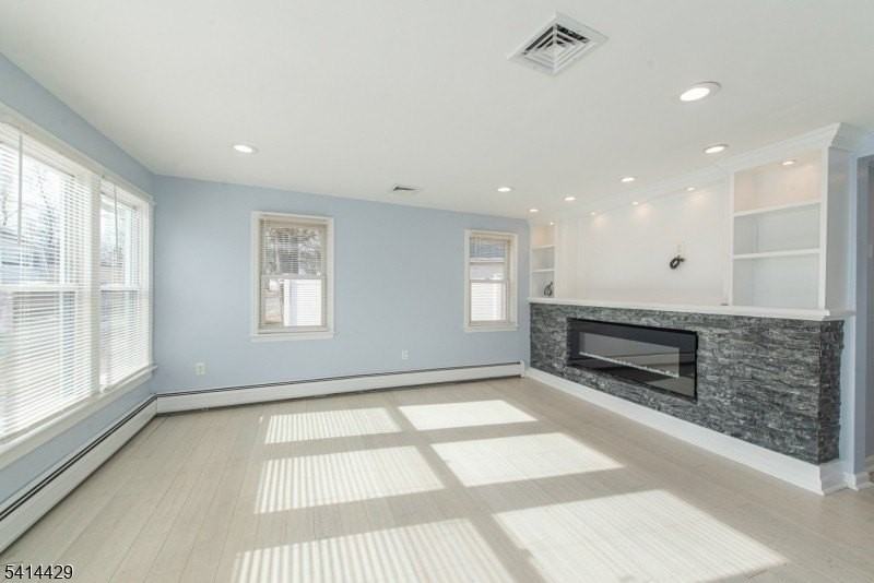 315 Lake Shore Dr - Photo 5 of 21