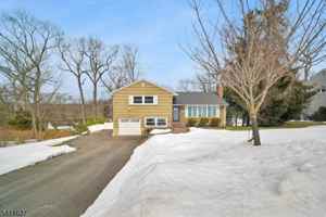 featured image of 149 Hillside Ave