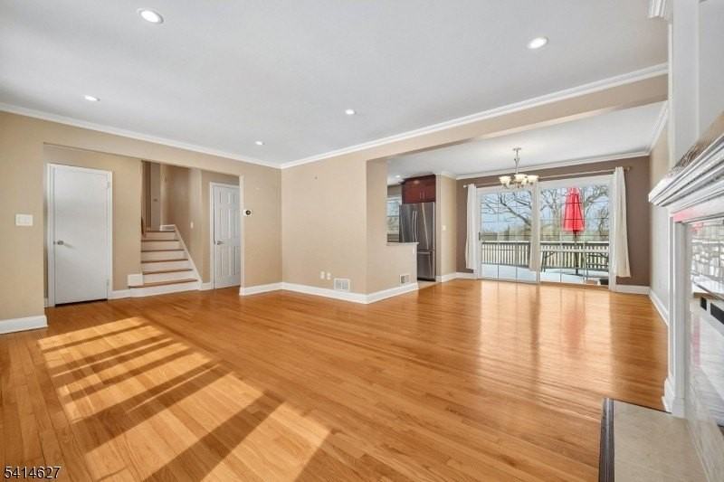 149 Hillside Ave - Photo 5 of 25