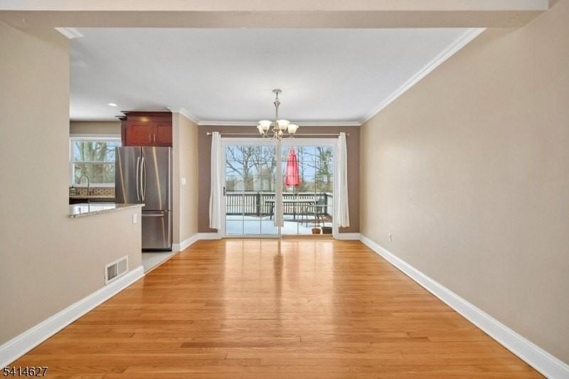 149 Hillside Ave - Photo 6 of 25