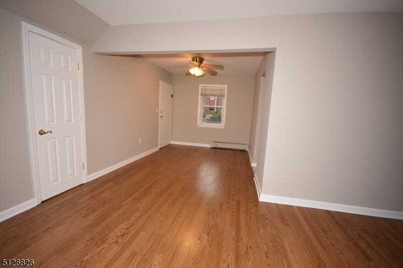 65 Knox Ter Apt 1b #1B - Photo 6 of 11