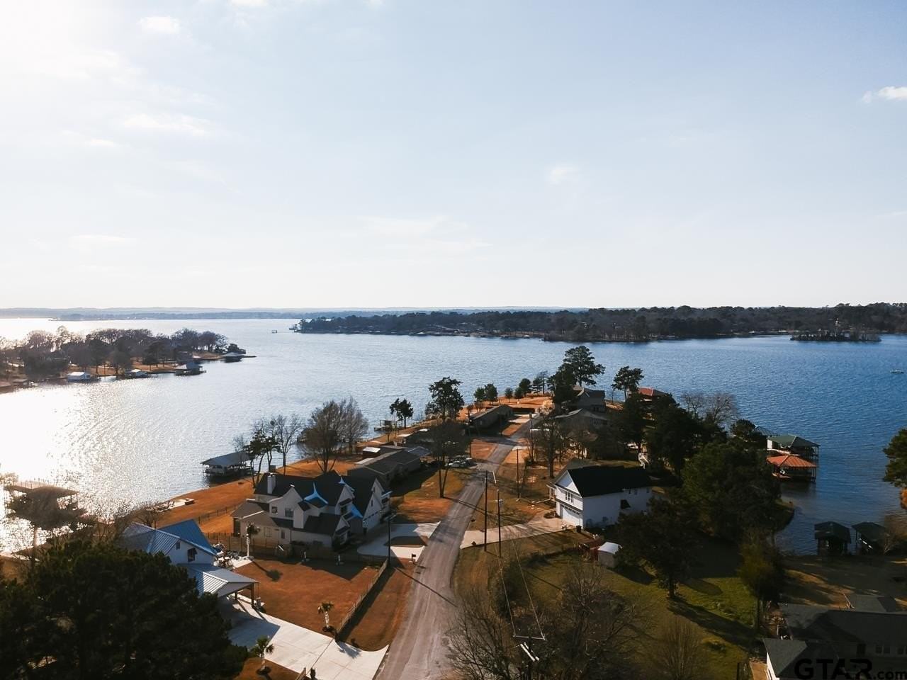 15906 Cedar Bay Dr - Photo 3 of 48