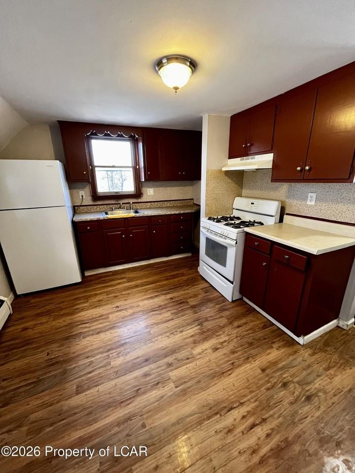 236 N Pennsylvania Ave - Photo 3 of 6