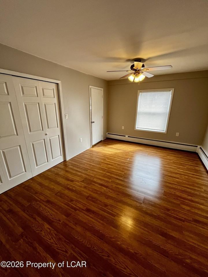 236 N Pennsylvania Ave - Photo 4 of 6