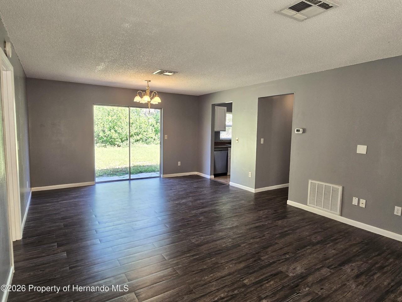 4503 Higate Rd - Photo 4 of 16