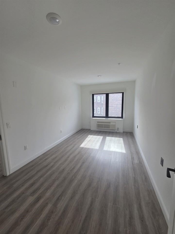 Baldwin Ave #219 - Photo 5 of 20