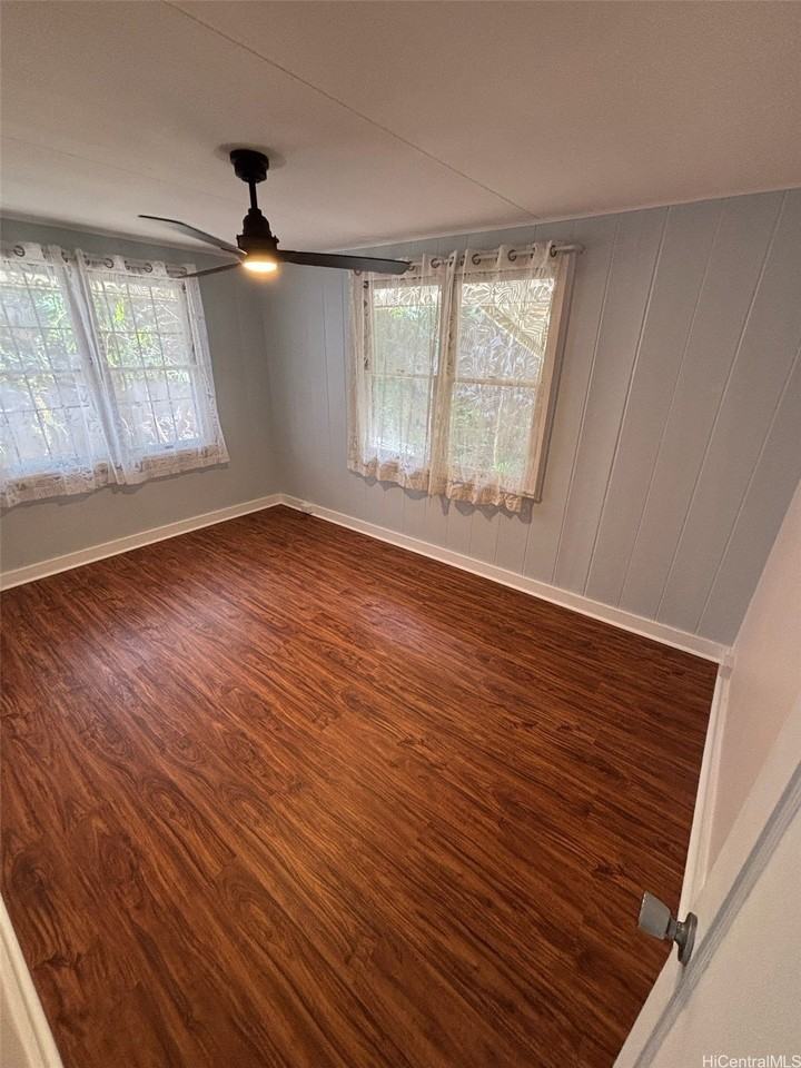 1541 Alencastre St - Photo 5 of 11