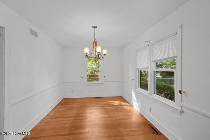 1607 Oaklawn Ave - Photo 5 of 48