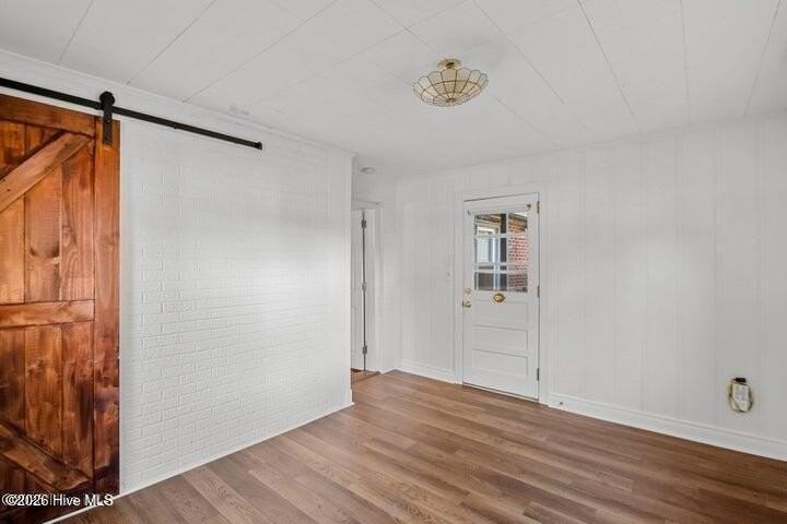 1607 Oaklawn Ave - Photo 6 of 48