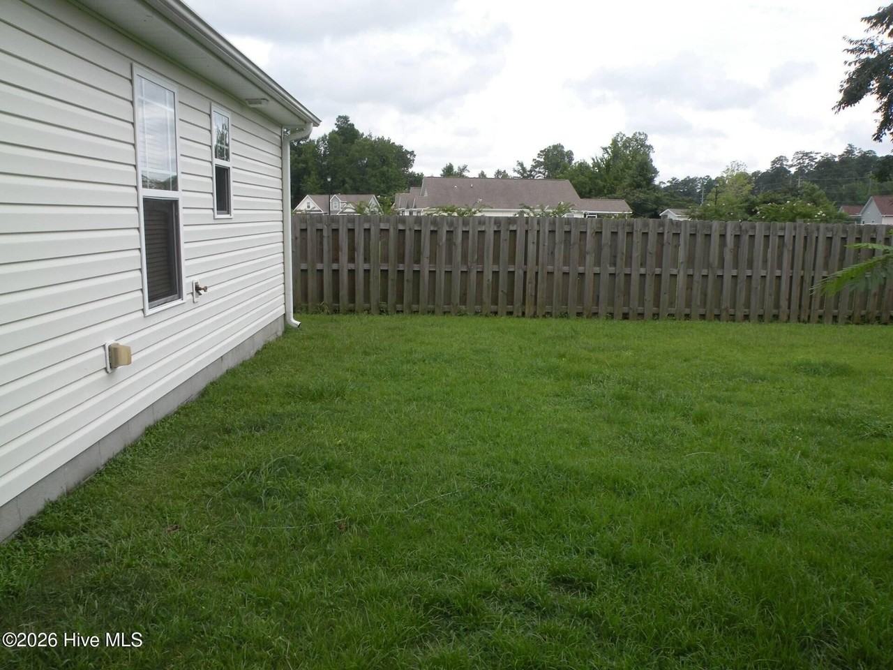 226 Kestrel Ct - Photo 5 of 21