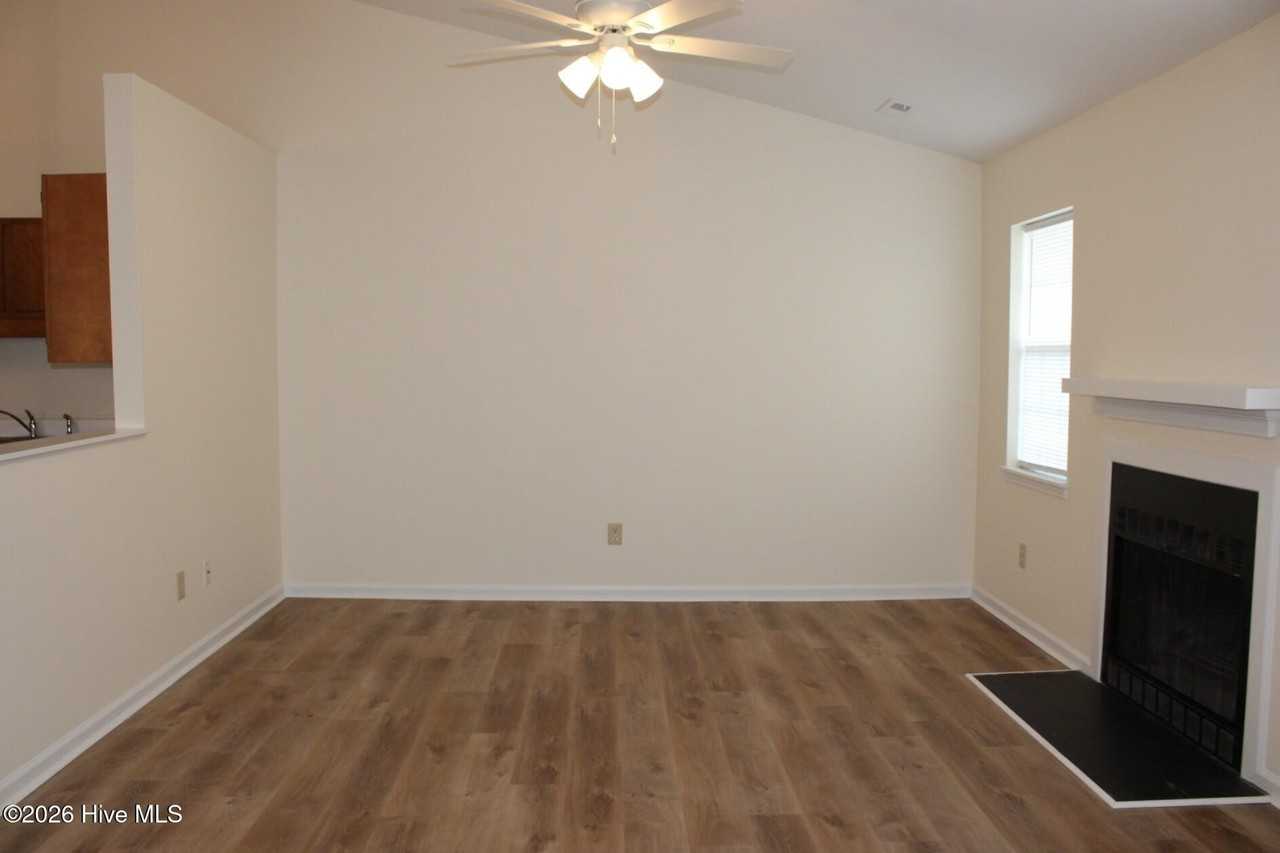 126 Witten Cir #C - Photo 5 of 20