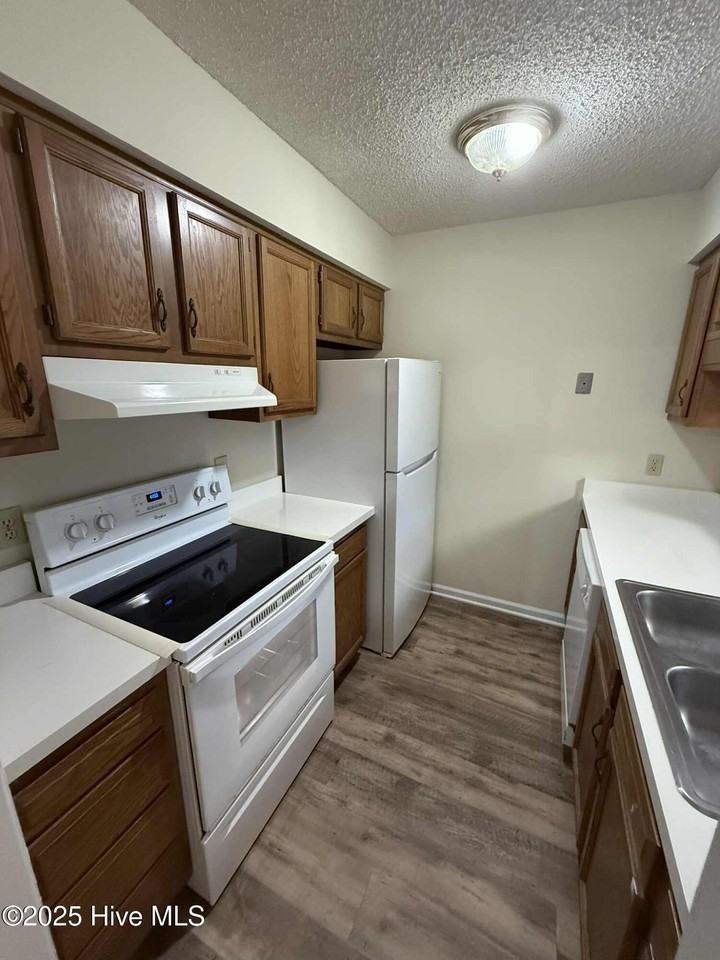 222 Hidden Branches Close - Photo 4 of 10