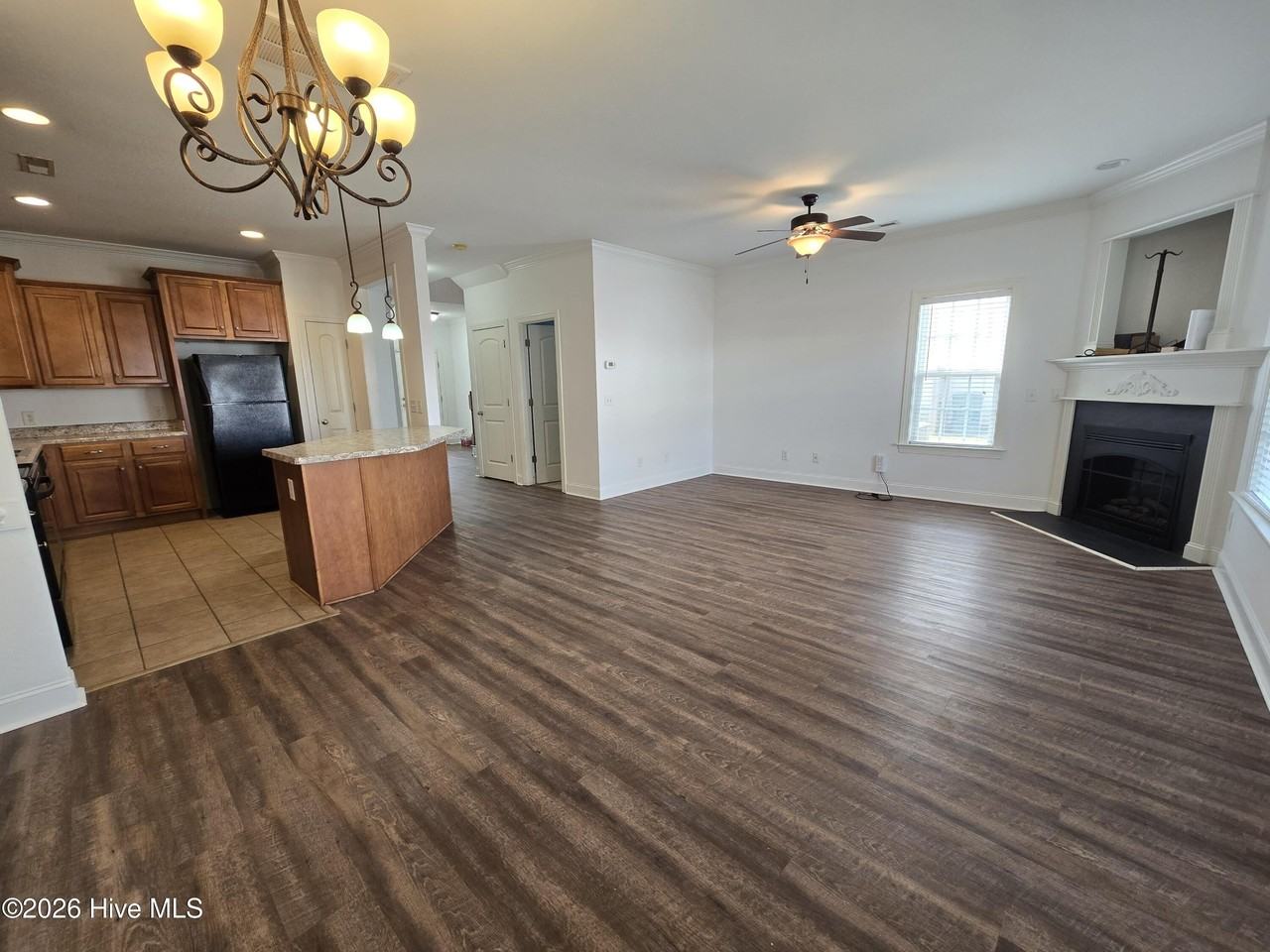 2041 Cambria Dr Unit A - Photo 6 of 22