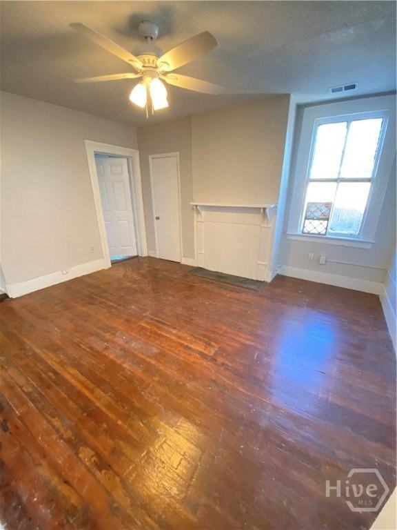 516 W 38th St - Photo 5 of 10