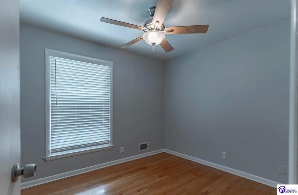 7544 Merlyn Cir - Photo 3 of 27