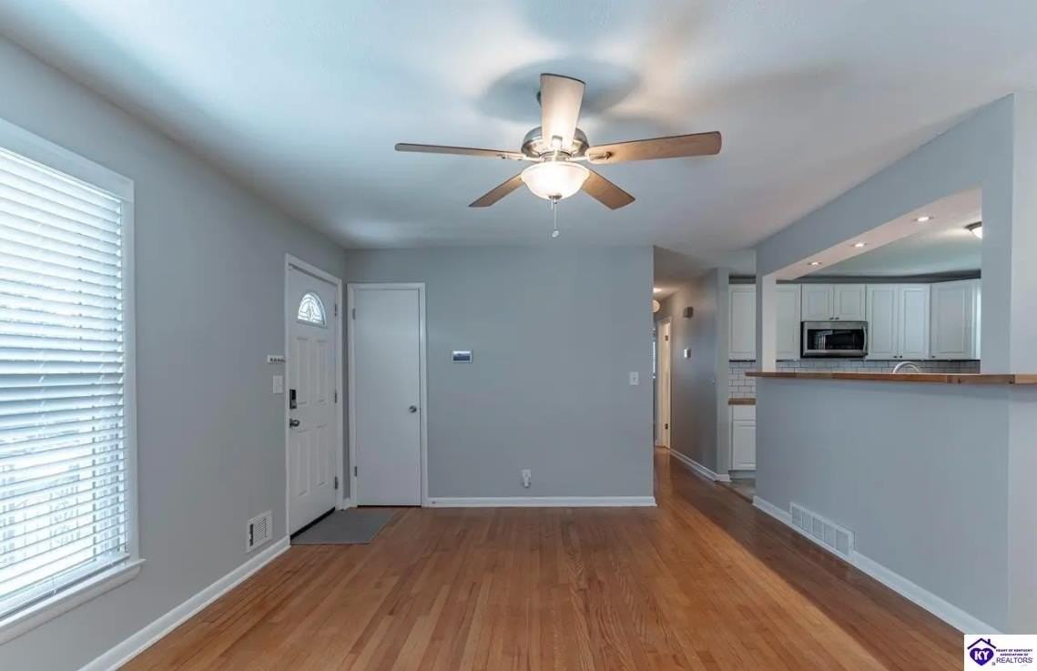 7544 Merlyn Cir - Photo 5 of 27