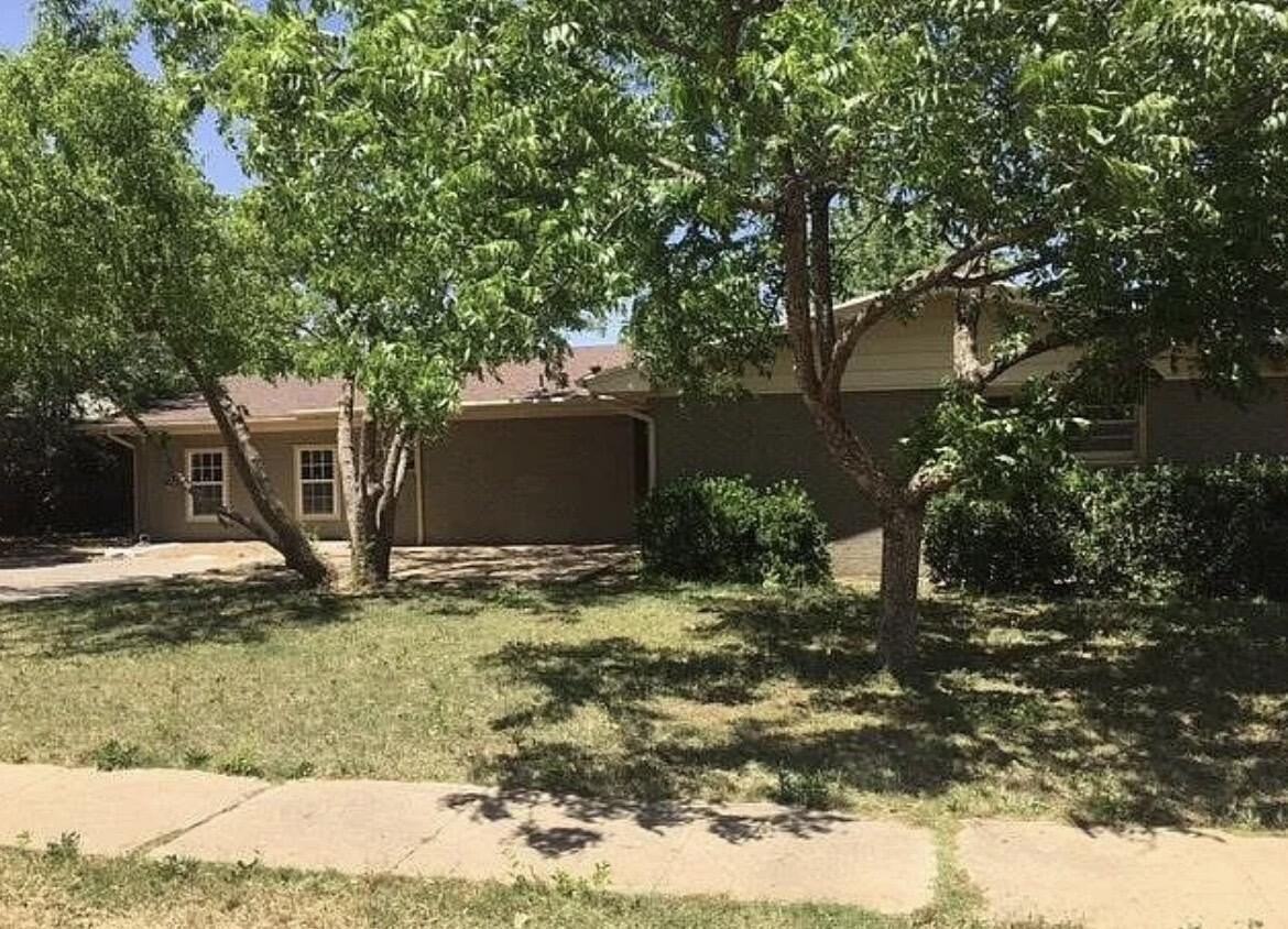 4914 17th Pl - Photo 2 of 22