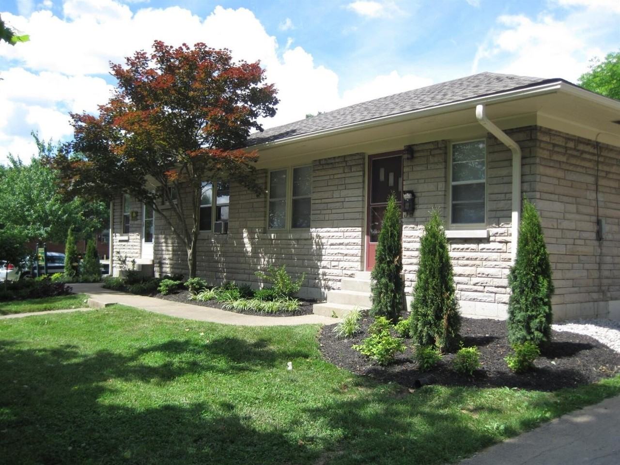 2137 Coburn Blvd Apt 3 - Photo 2 of 7