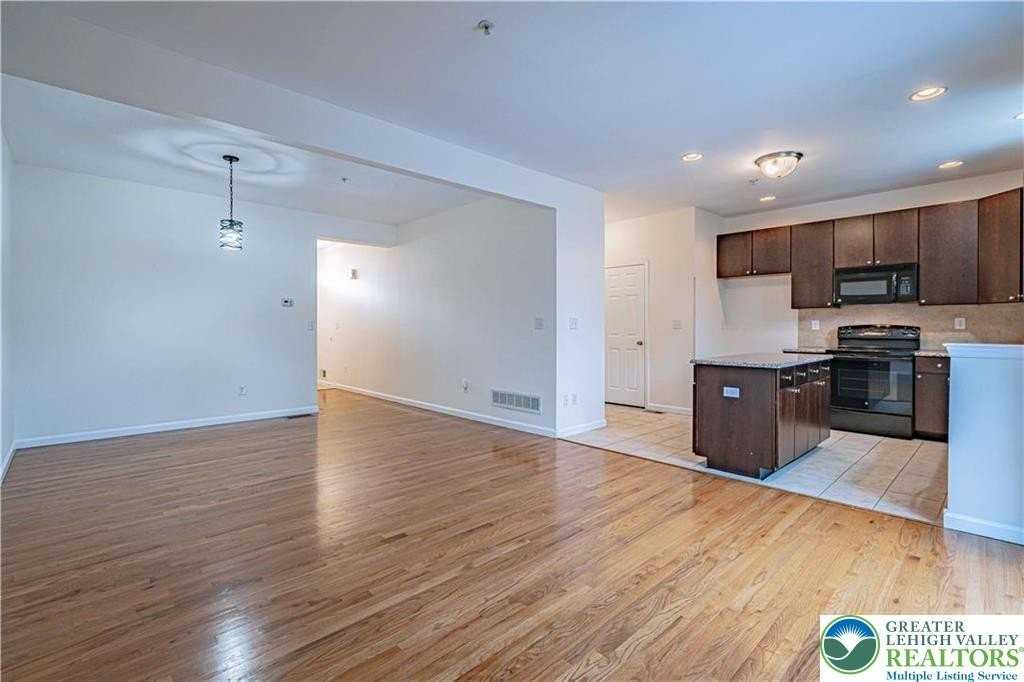 278 Milkweed Dr - Photo 7 of 38