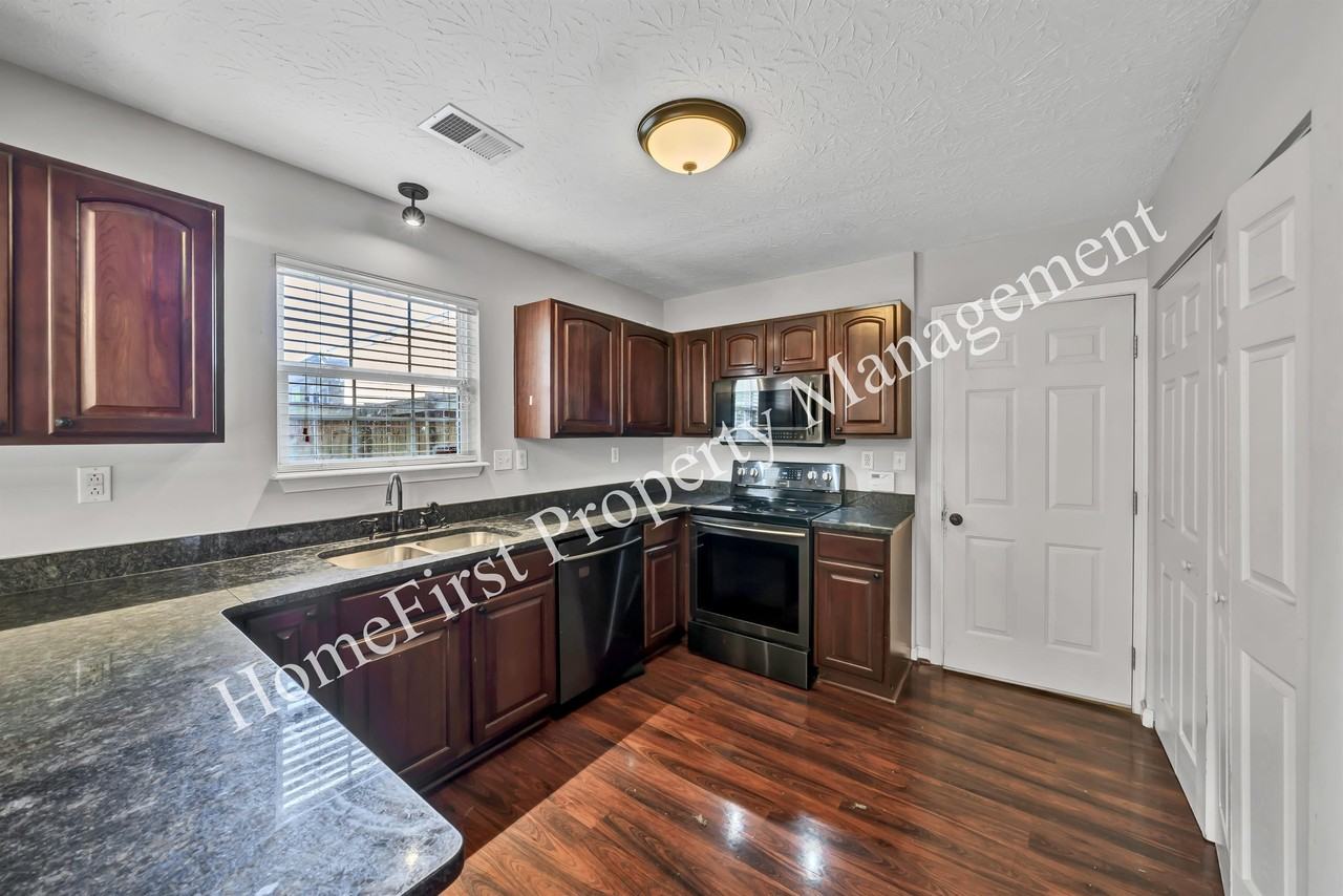 860 Hidden Stream Dr #1 - Photo 7 of 41