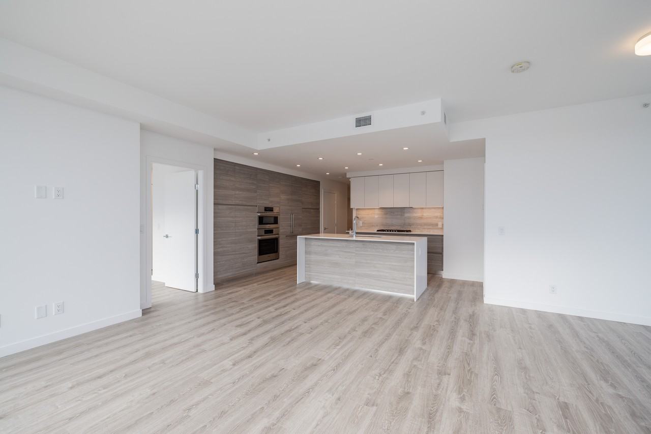 680 Quayside Drive #4505 - Photo 2 of 19