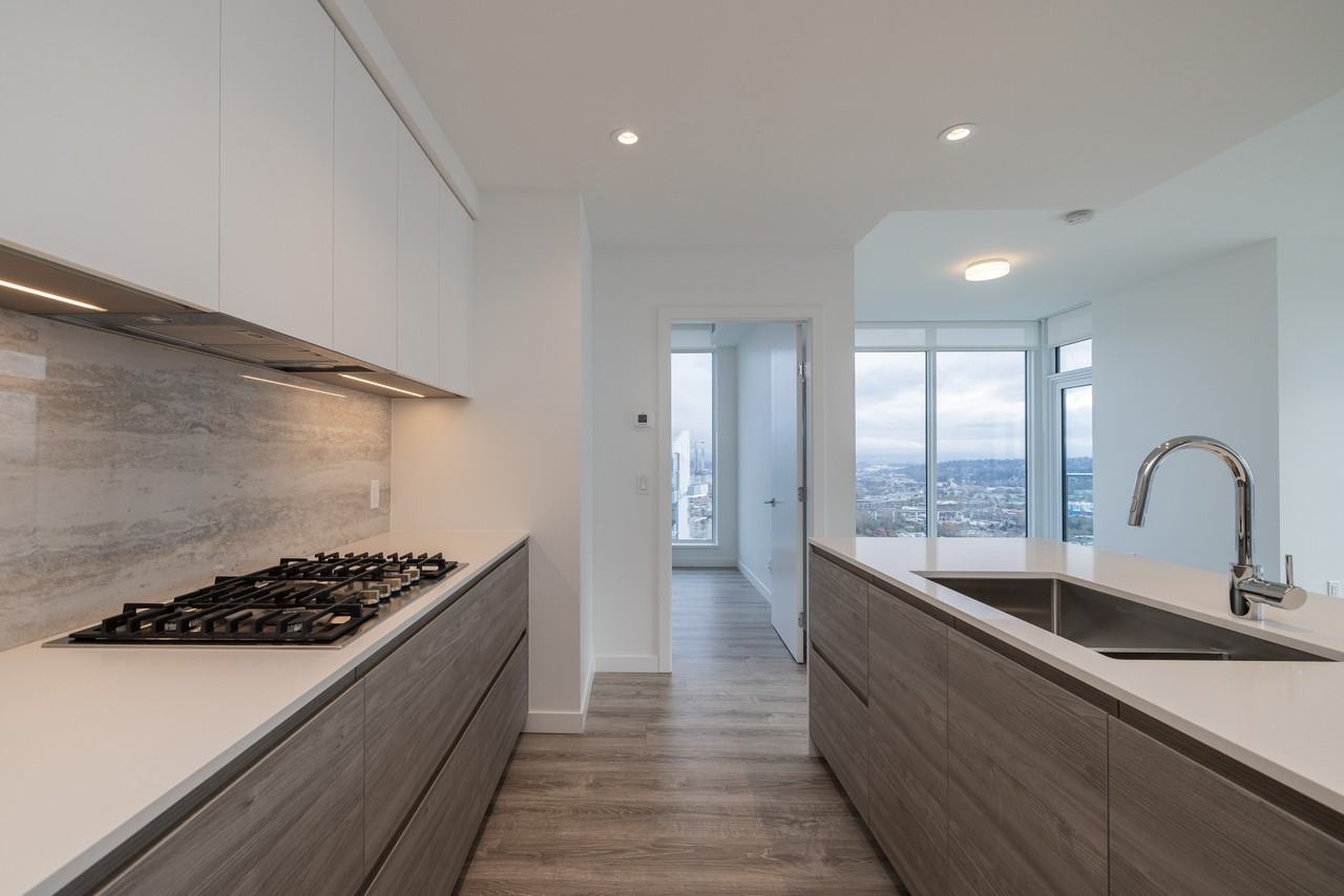 680 Quayside Drive #4505 - Photo 4 of 19