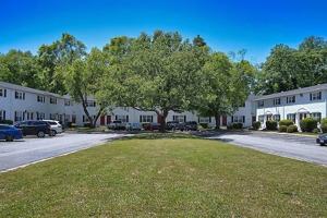 featured image of 13441 Warwick Blvd