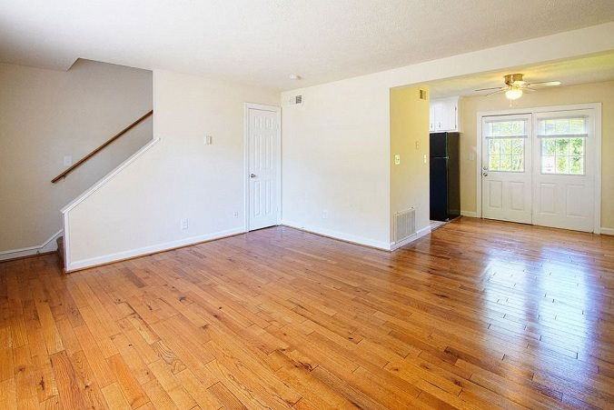 13441 Warwick Blvd - Photo 3 of 5