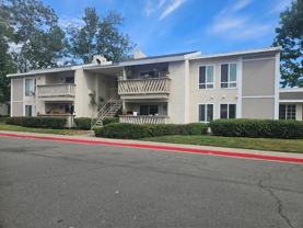 512 Sandalwood Pl #4 - Photo 1 of 1