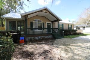 featured image of 1221 Nw 35th Ave #1