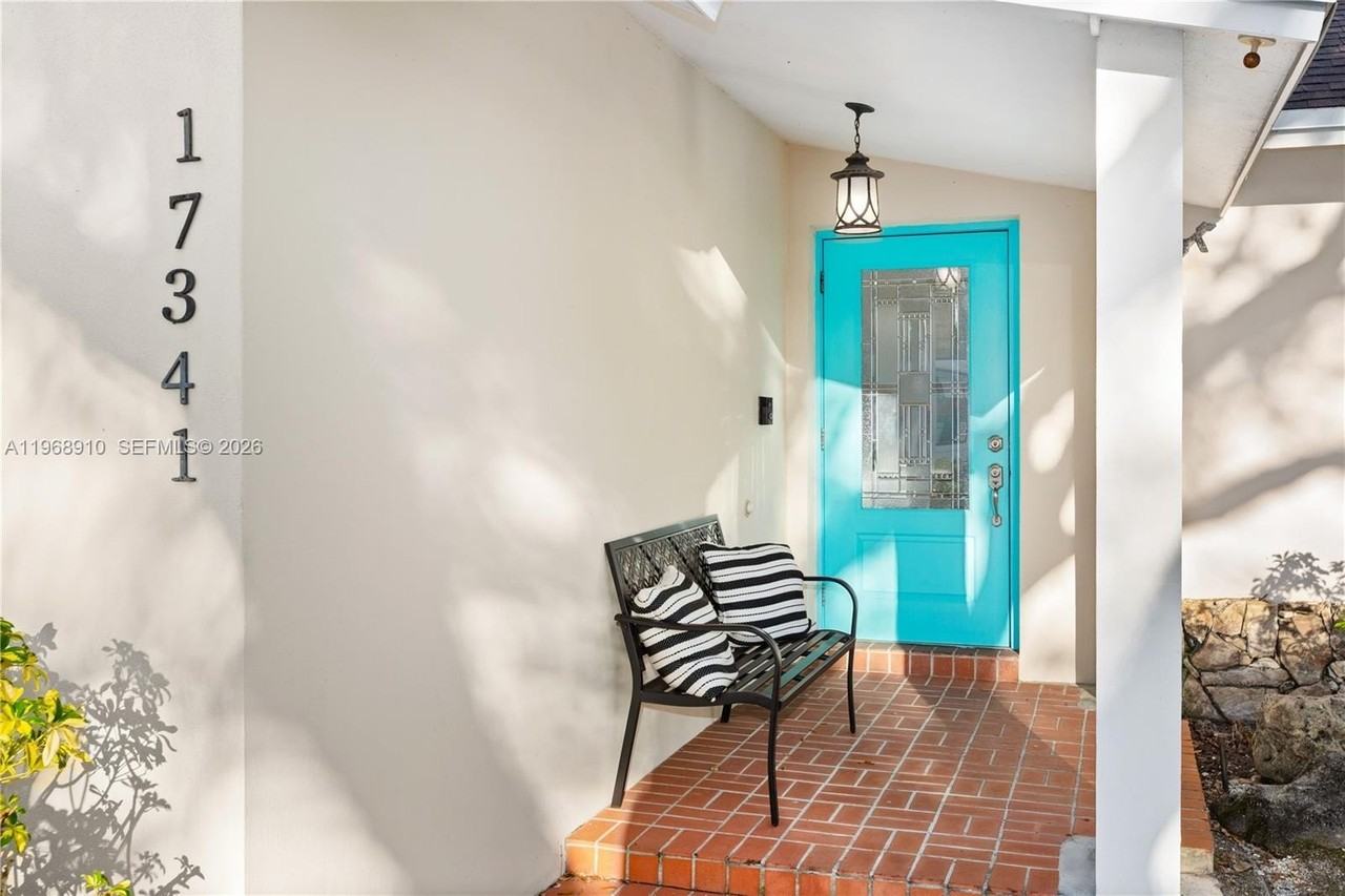 17341 Sw 74th Ave #0 - Photo 4 of 44