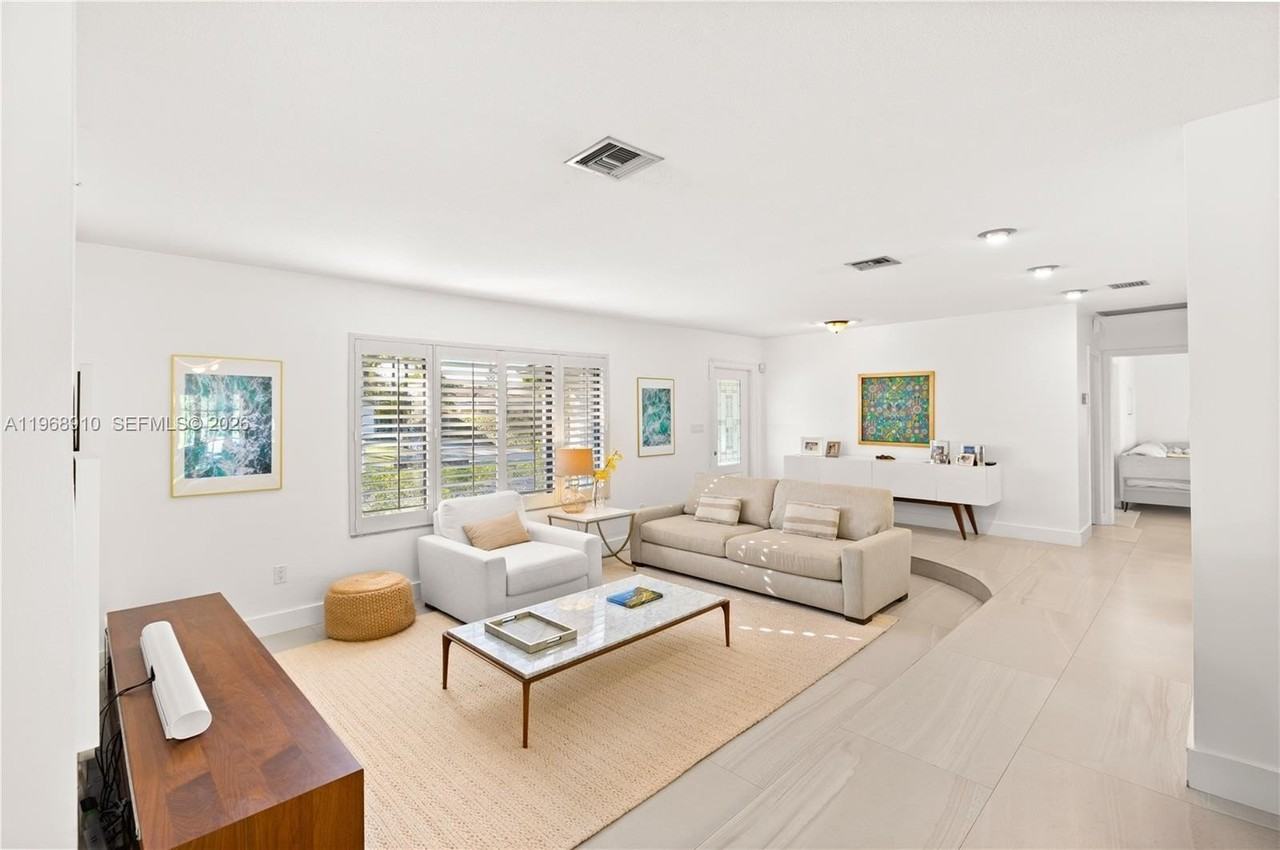 17341 Sw 74th Ave #0 - Photo 7 of 44