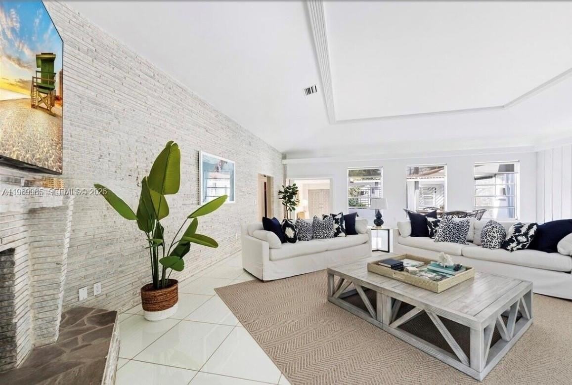 1025 Belle Meade Island Dr - Photo 7 of 28