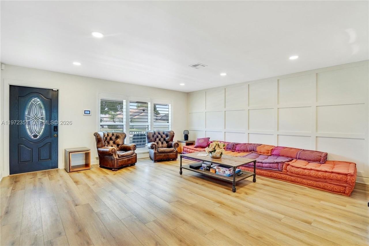 1315 Gallinule Dr - Photo 3 of 28