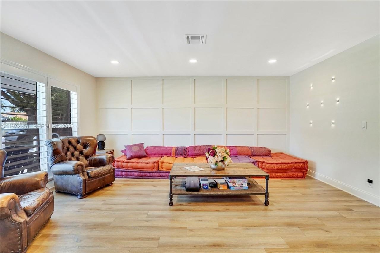 1315 Gallinule Dr - Photo 4 of 28