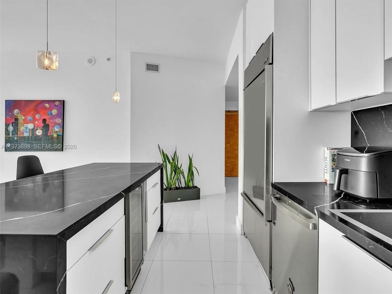 2020 N Bayshore Dr #3303 - Photo 5 of 50